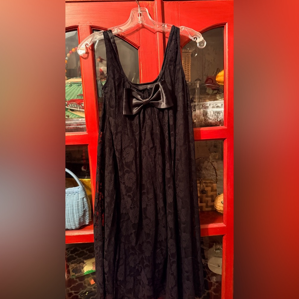 Isaac Mizrahi Black Lace Dress with Satin Bow